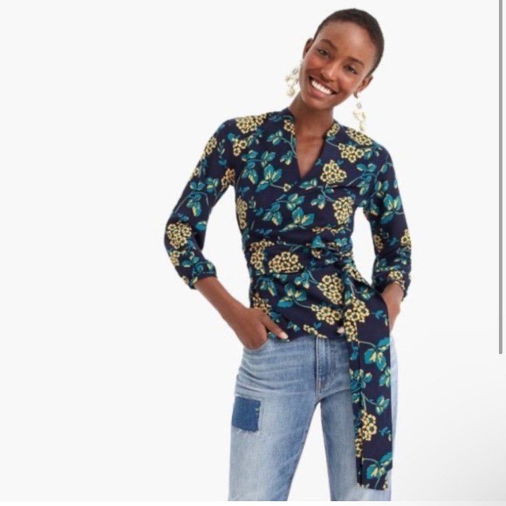 J.Crew Navy Blue Yellow Floral Drapey Wrap Blouse Long Sleeves V collar Size XXS